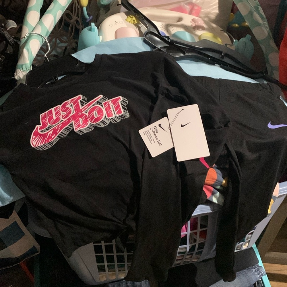Nike Little girls pants set